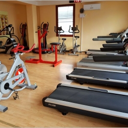 fitnesscentrum universal bernolakova 17 presov fitnescentrum na e-fitko.sk