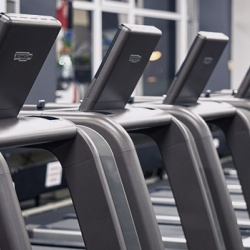 gold gym bitunkova 12 nove zamky fitnescentrum na e-fitko.sk